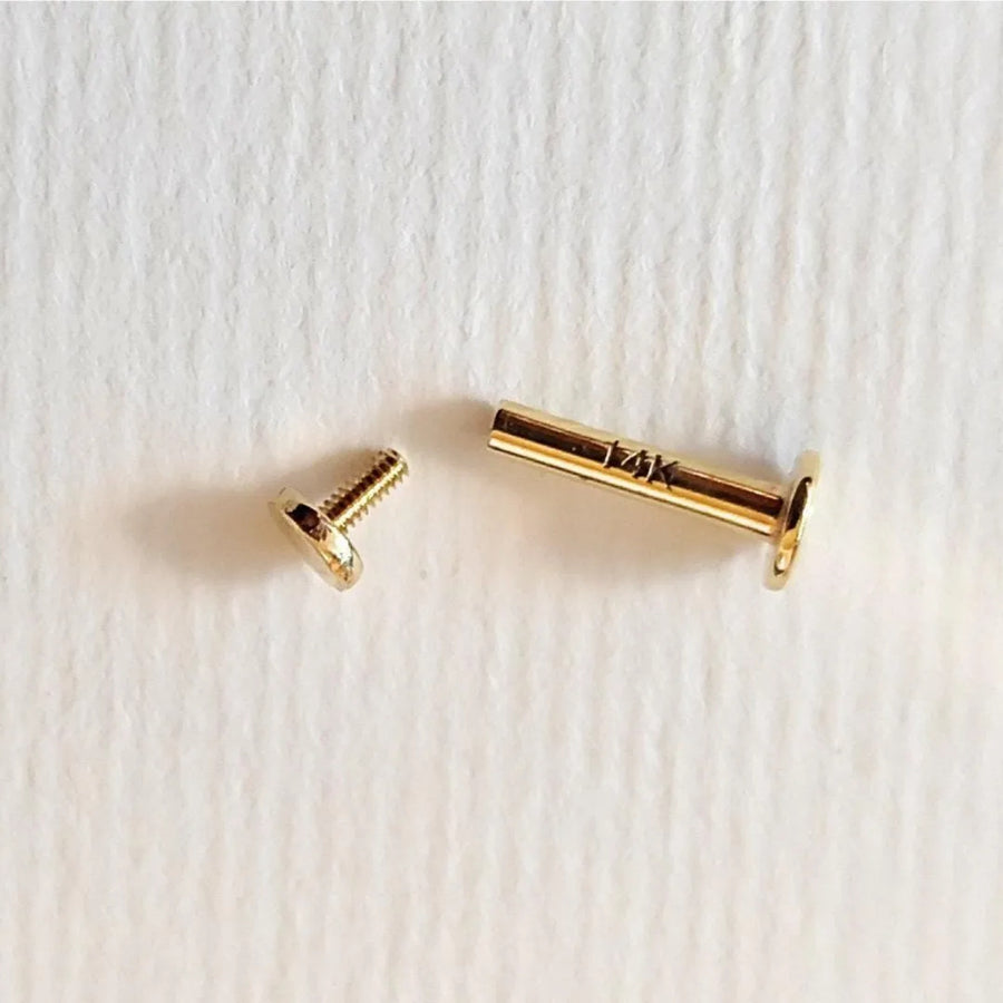 Solid Gold Tragus Earring – 14k Hammered Flat Disc Stud, Dainty Minimalist Jewelry