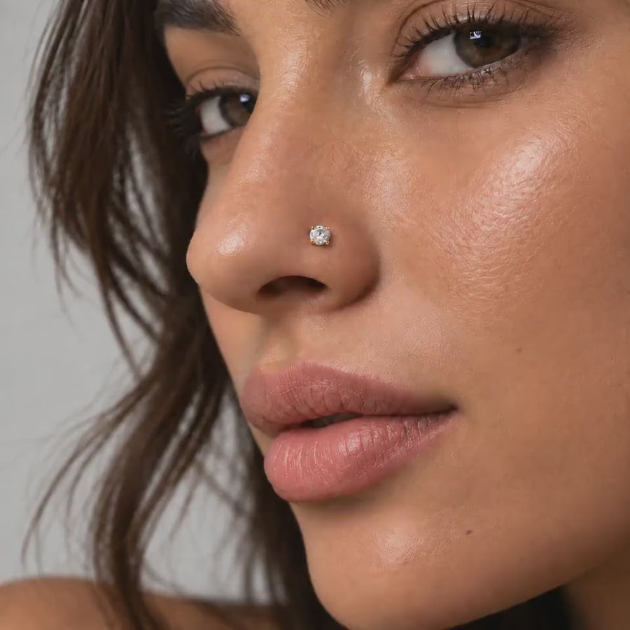 Diamond Nose Stud, 14K Gold Flat Back 3mm–4mm, Natural Diamond SI